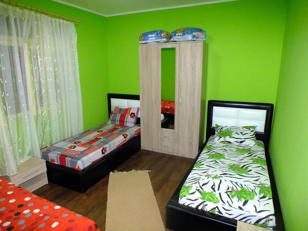 Holiday Home Ivana Virpazar Chambre photo